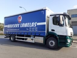 
CARROCERIA CON LONAS Y TECHO CORREDERO , EN UN  MERCEDES ACTROS 1927 full									