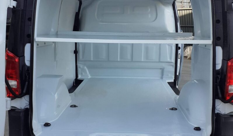 
REVESTIMIENTO COVER PARA PANADERIA EN MB VITO  CDI full									