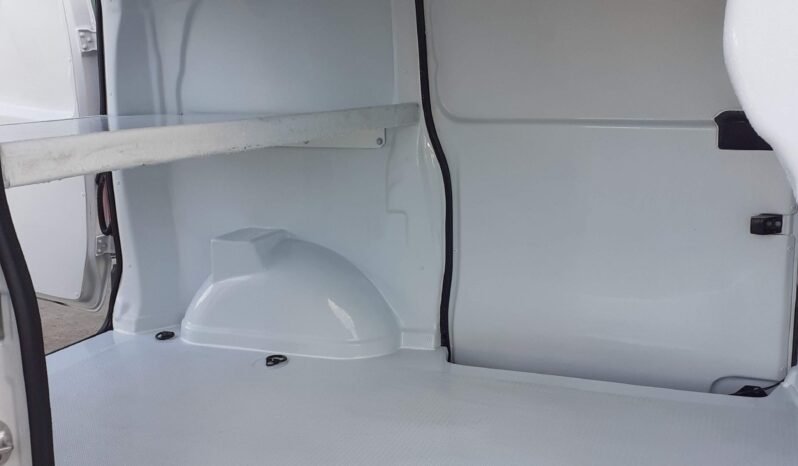 
REVESTIMIENTO COVER PARA PANADERIA EN MB VITO  CDI full									