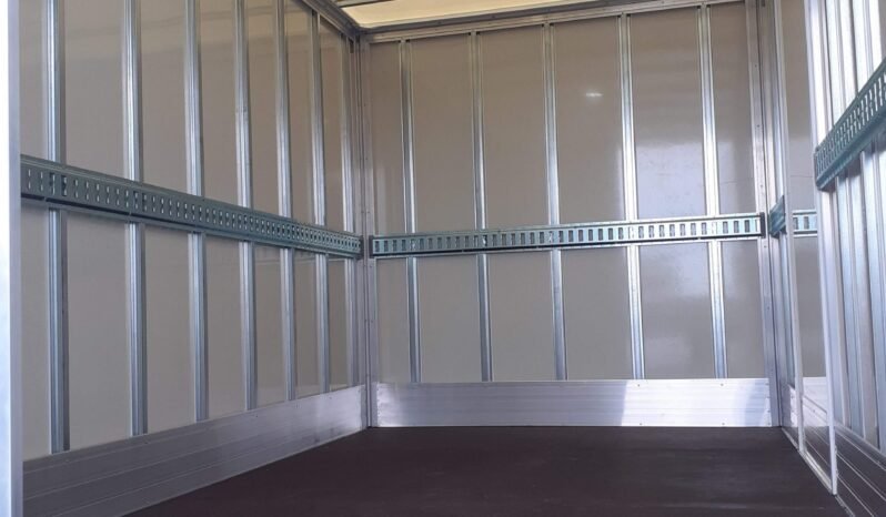 
CARROCERIA PARA MERCEDES BENZ SPRINTER CDI full									