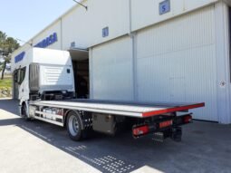 
CARROCERÍA PORTABARCOS CON CABESTRANTE , EN IVECO 420 STRALIS full									