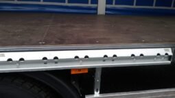 
CARROCERIA CON LONAS Y TECHO CORREDERO , EN UN  MERCEDES ACTROS 1927 full									