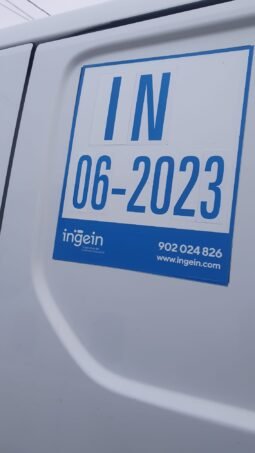 
FURGONETA ISOTERMICA NISSAN NV200 full									