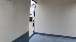 
FURGONETA ISOTERMICA NISSAN NV200 full									
