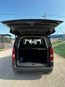 
FURGONETA PEUGEOT RIFTER 2020 full									