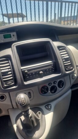
FURGONETA FRIGORIFICA RENAULT TRAFIC 2010 full									