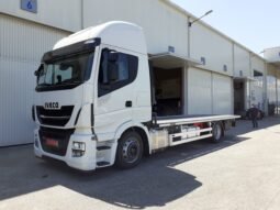 CARROCERÍA PORTABARCOS CON CABESTRANTE , EN IVECO 420 STRALIS